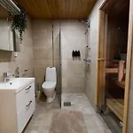 Huoneisto With Sauna & Parking In The Center - Lapnest